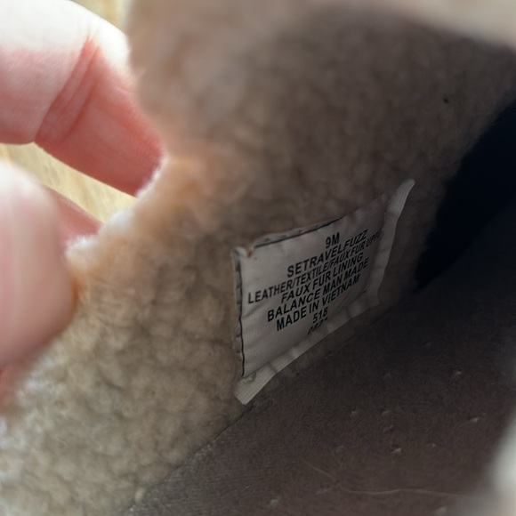 New in Box - Easy Spirit Men’s Travel Fuzz Clogs - Picture 7 of 11